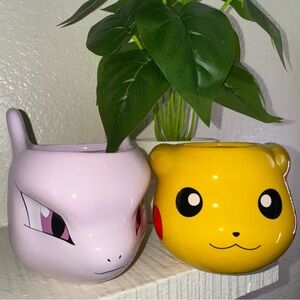 Set Of Two Pokémon Mugs Pikachu & Mewtwo 3d Sculpted Ceramic Display / Drinking